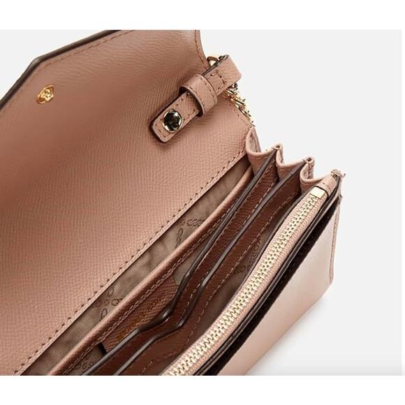 MICHAEL Michael Kors Soft Pink Jet Set Charm Envelope Phone Crossbody NWT - Picture 5 of 13